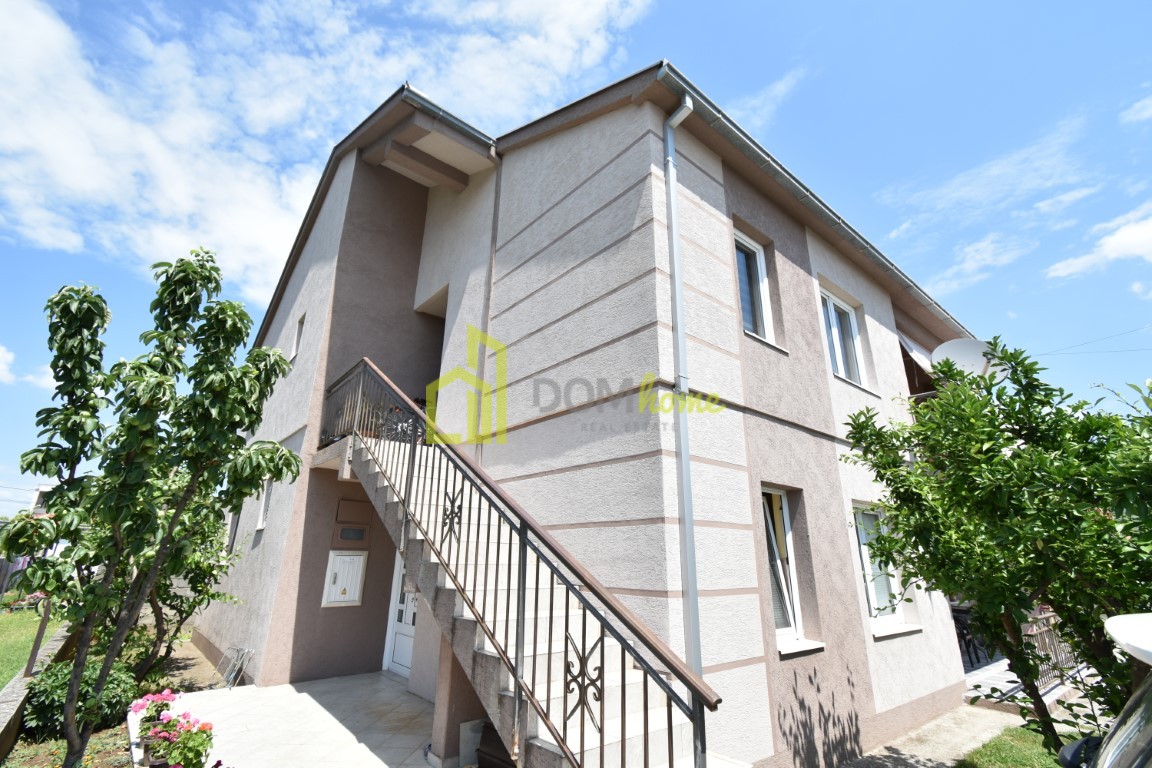 Дом 230м2, Златица